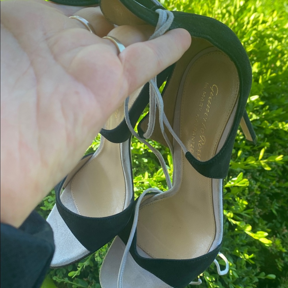 🖤🤍Elegant gianvito rossi heels 👠 black suede🖤🤍 - Picture 12 of 13